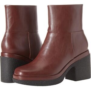 Amazon Essentials Women’s Platform Ankle Bootie